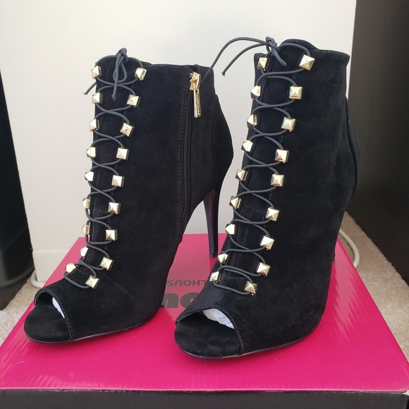 Dollhouse Tantrum Studded Lace-up Peep-toe Booties - Picture 5 of 7